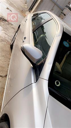 تۆیۆتا کامری